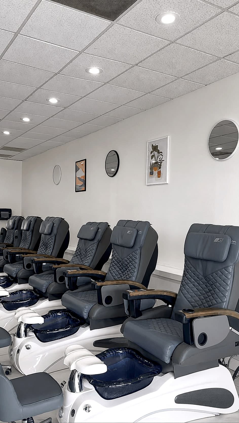 Inside the Golden Nails salon in Alabaster, Alabama — view 6